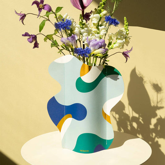 OCTAEVO Gaia Paper Vase