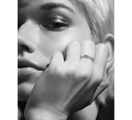 18K Gold Geometric Diamond Ring