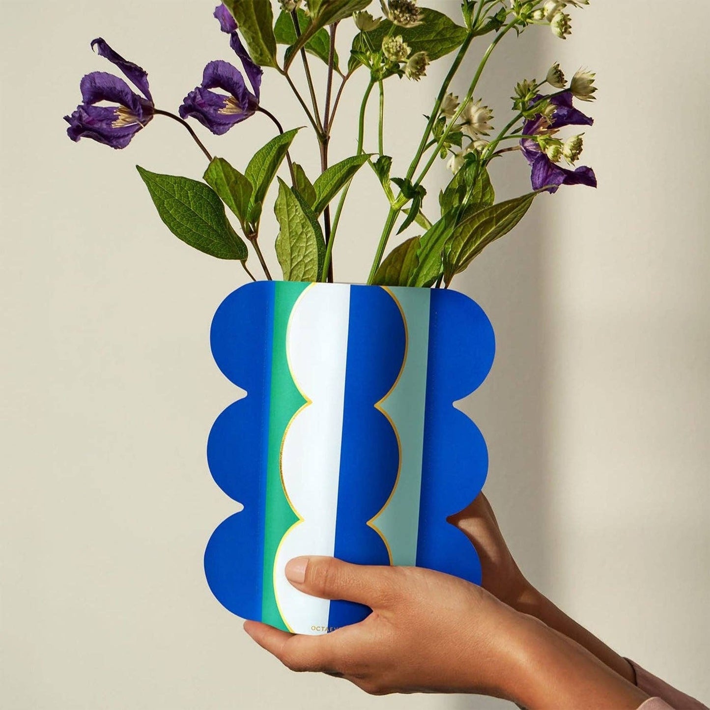 OCTAEVO Paper Vase Riviera Wave
