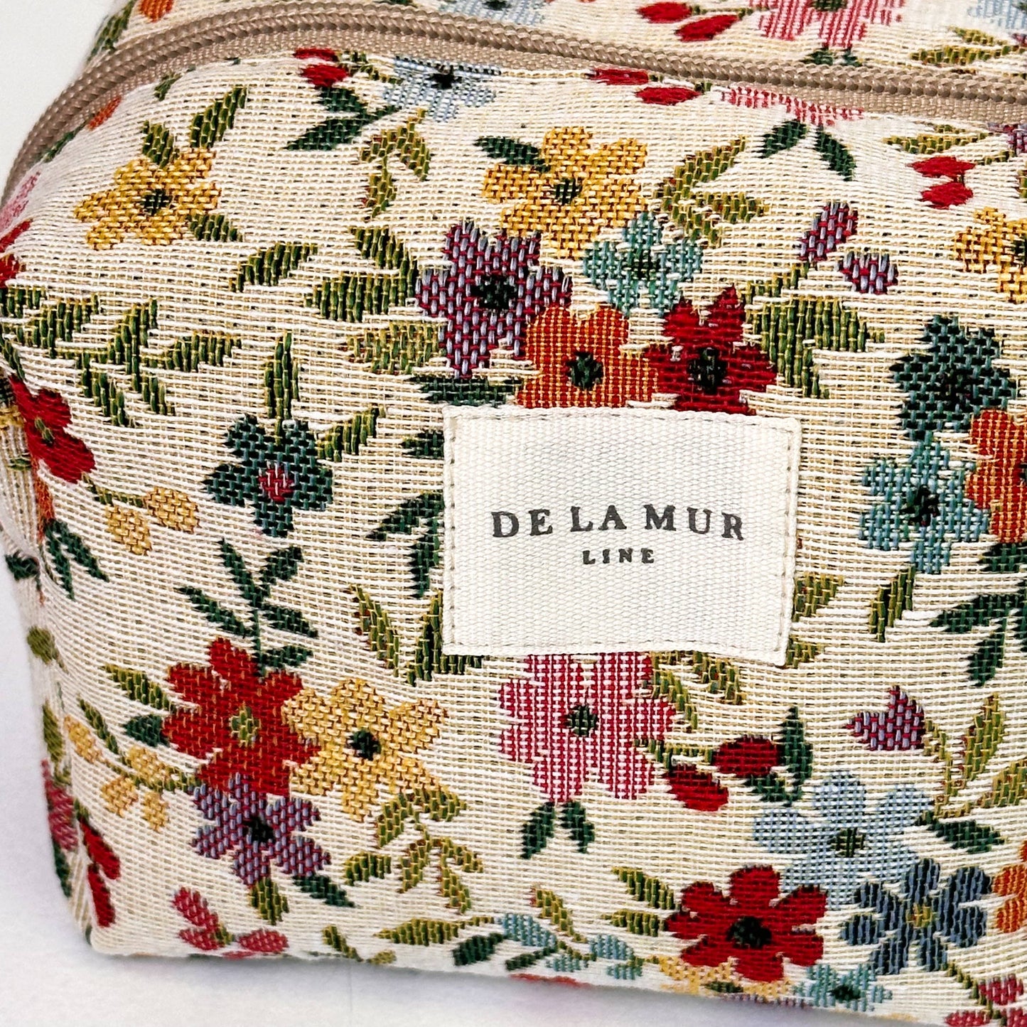 Medium Makeup Bag Blum