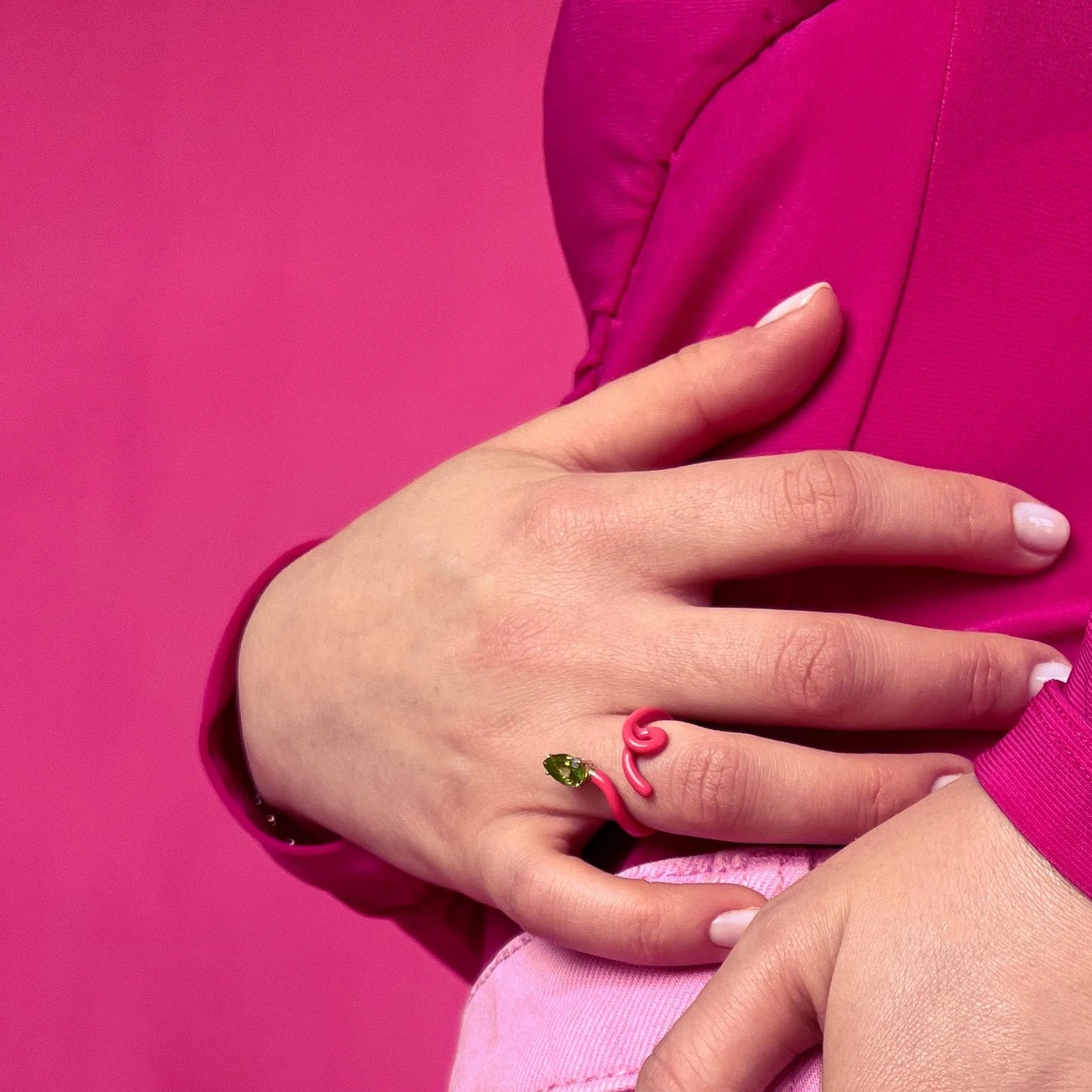Baby Vine Ring Hot Pink
