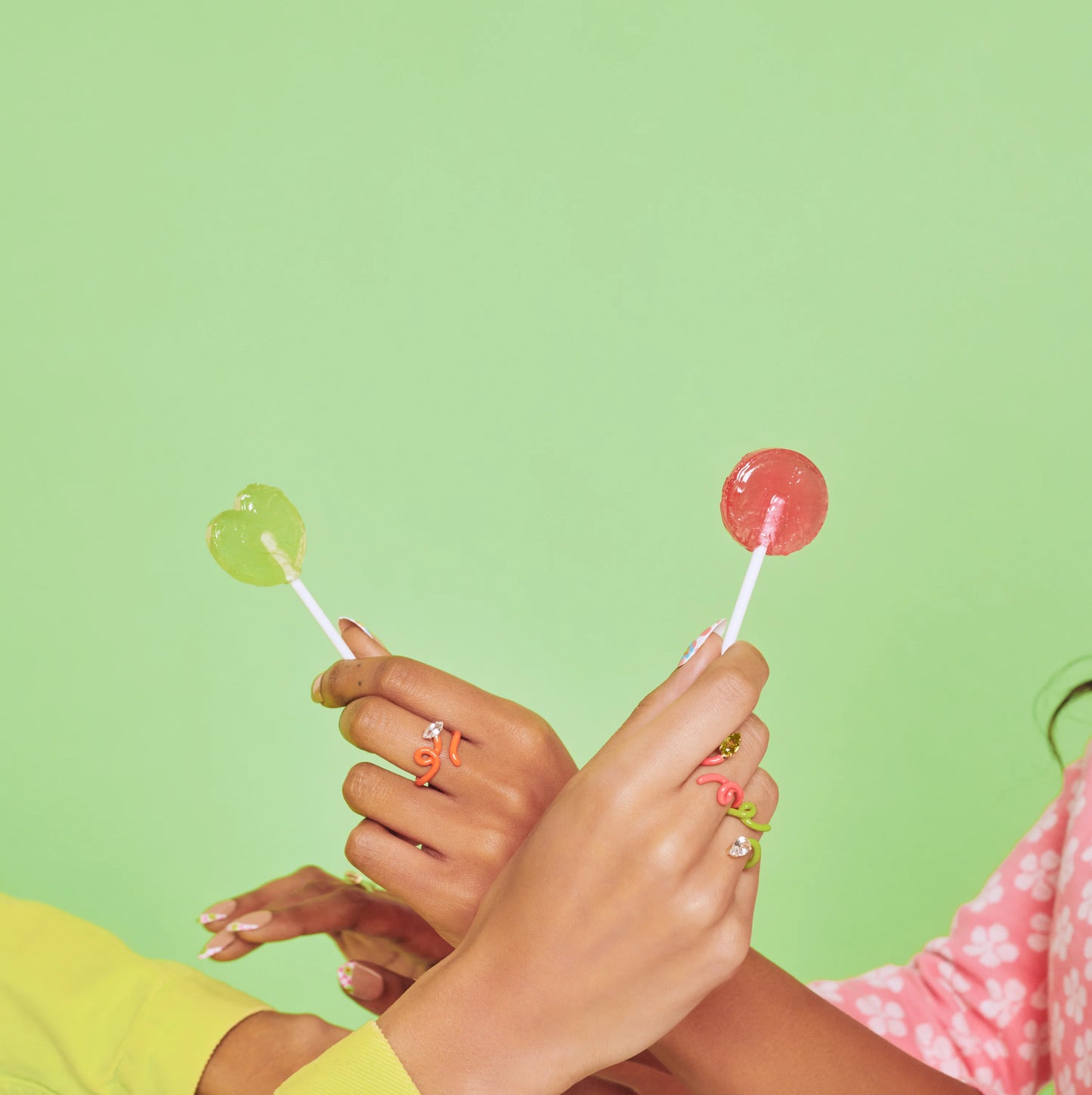 Baby Vine Ring Hot Pink