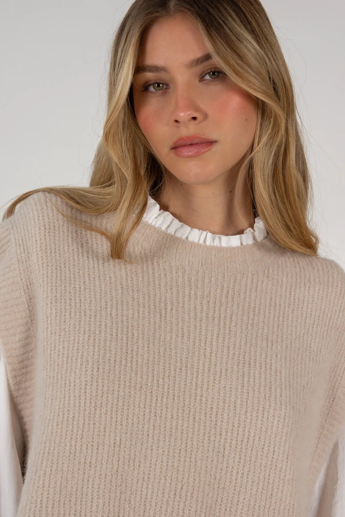 Eli Vest - Beige
