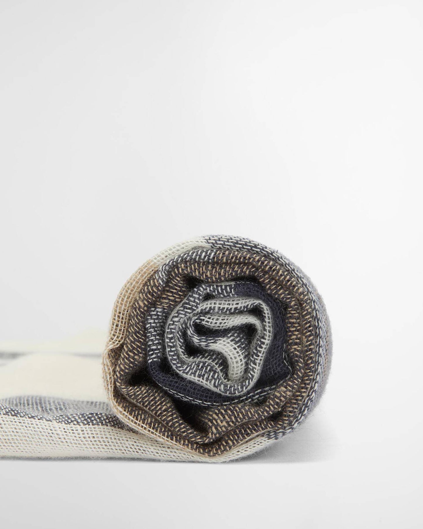 Barbour Abigail Tartan Scarf - Navy