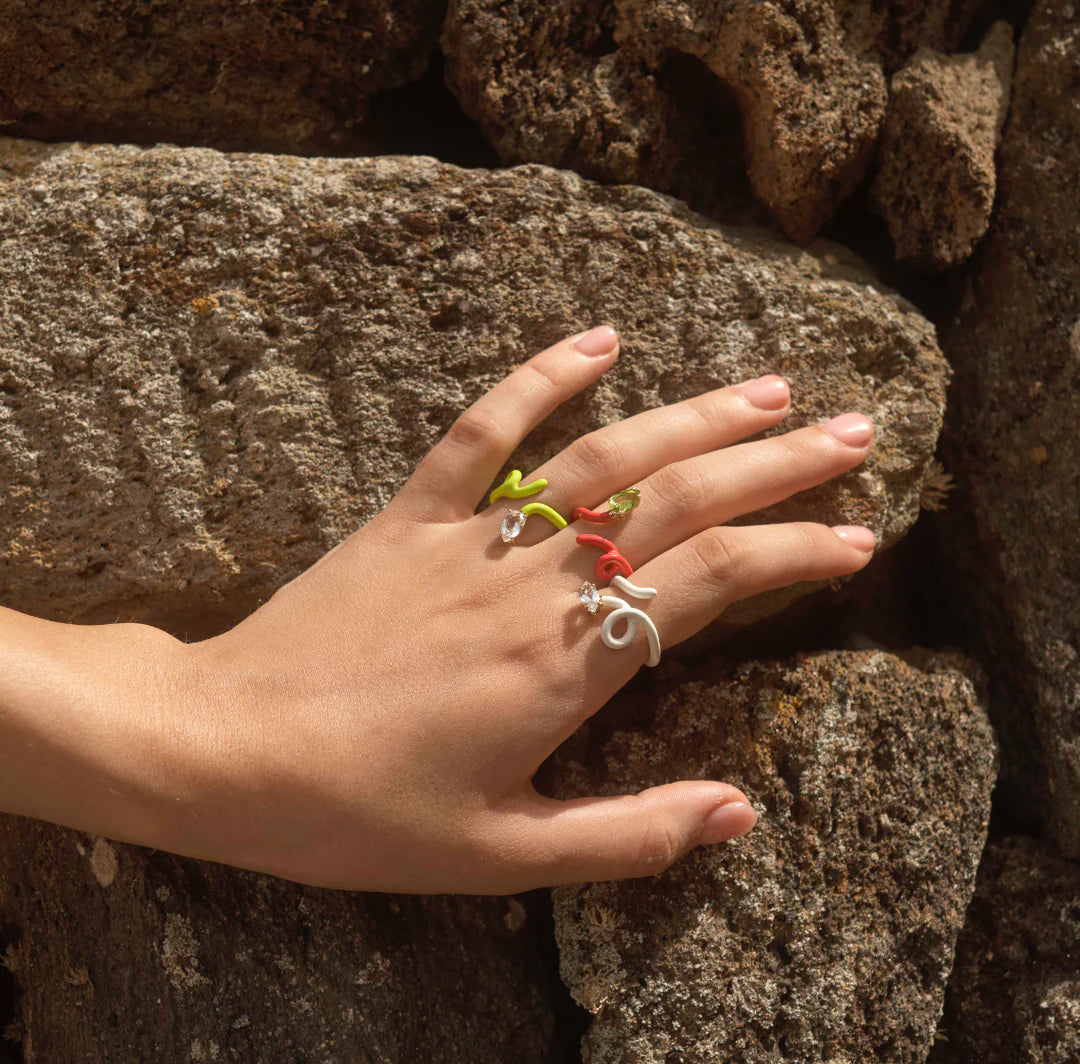 Baby Vine Ring Hot Pink
