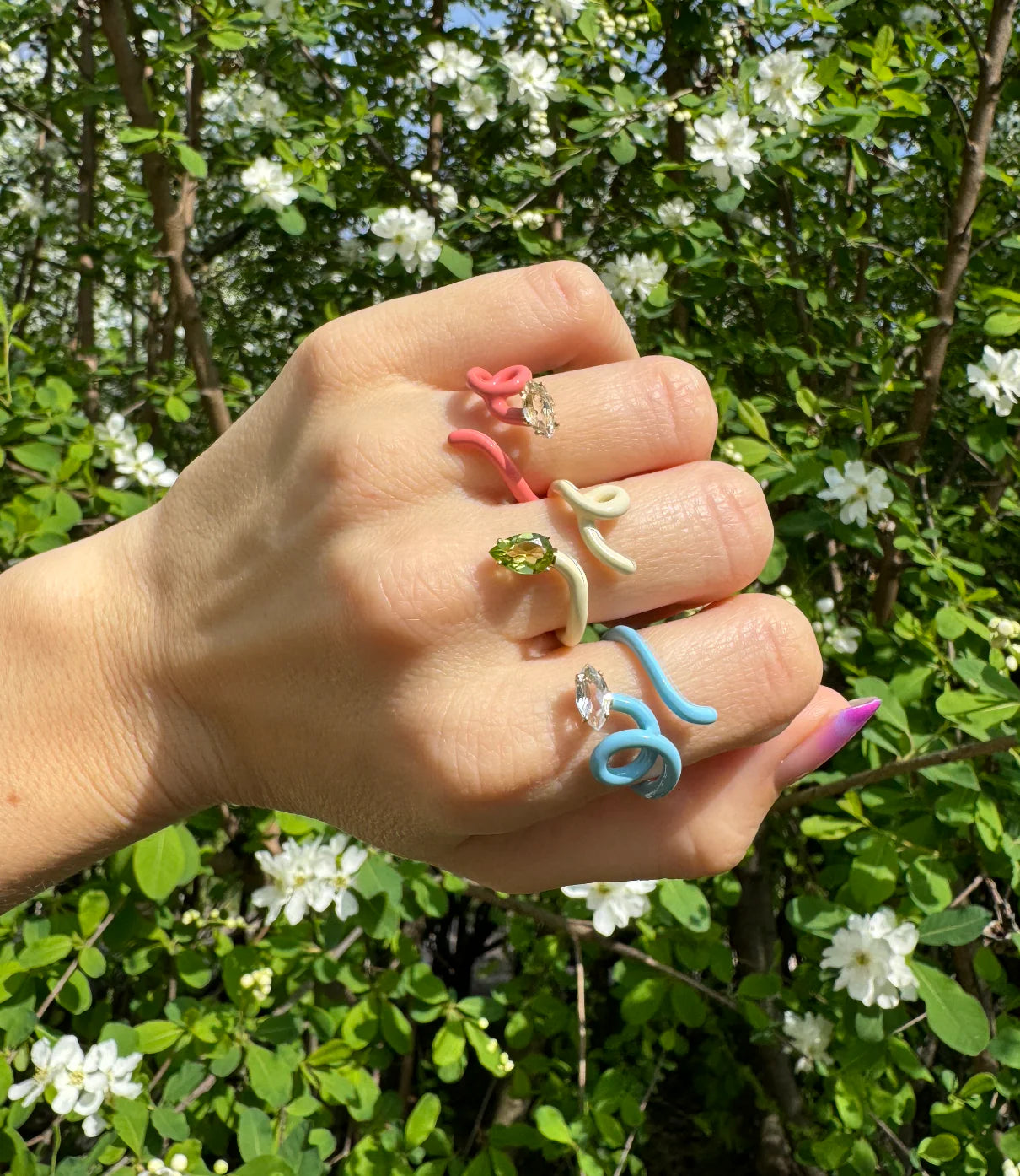 Baby Vine Ring Light Pink