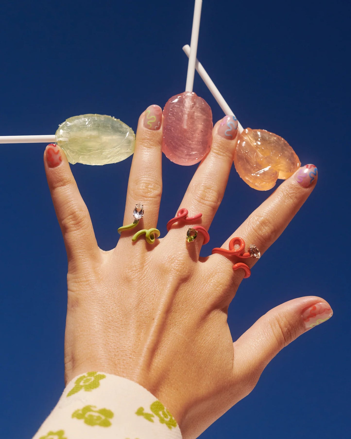 Baby Vine Ring Hot Pink