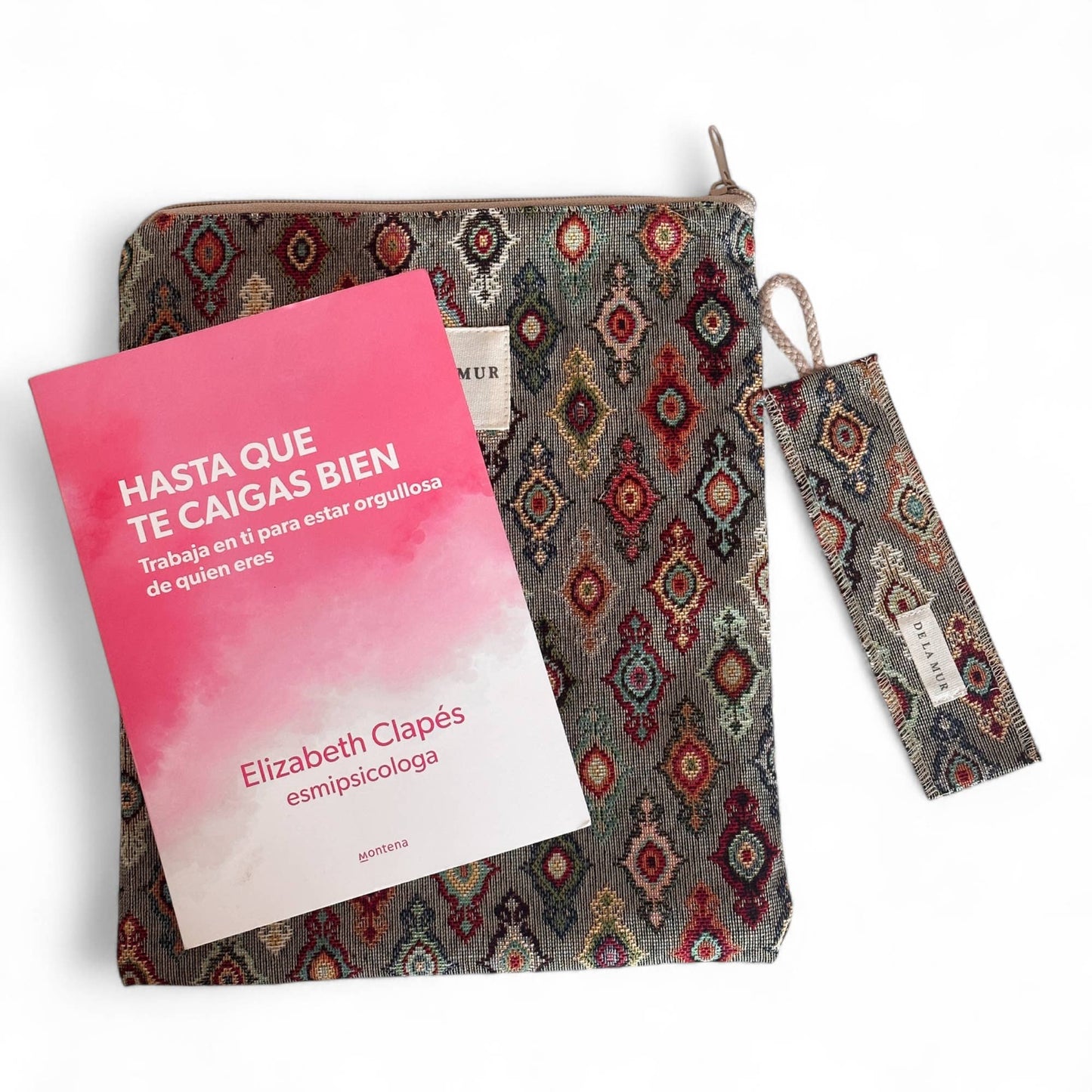 Book cover with matching bookmark Trigo