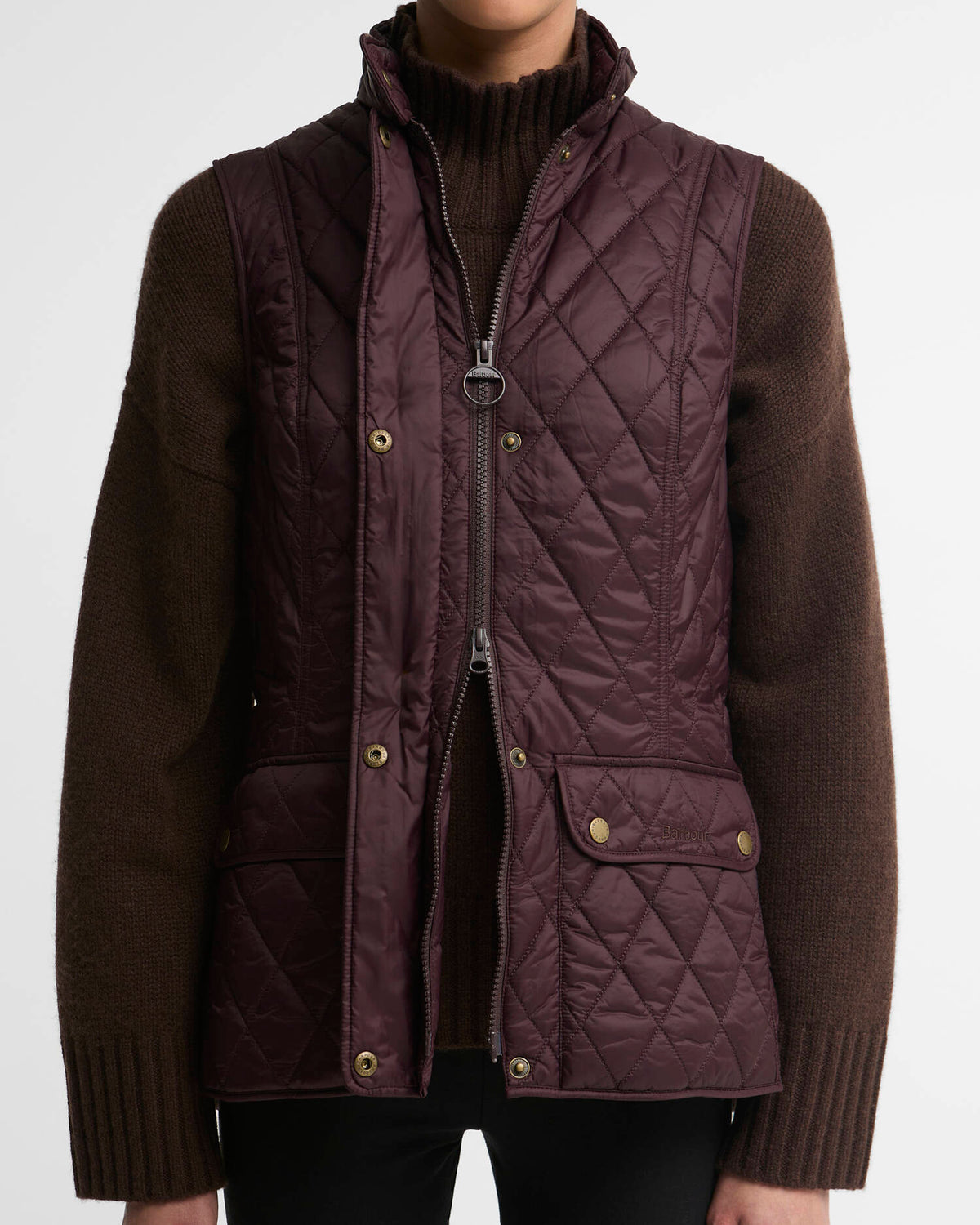 Barbour Otterburn Gilet pocket with embroidered Barbour logo