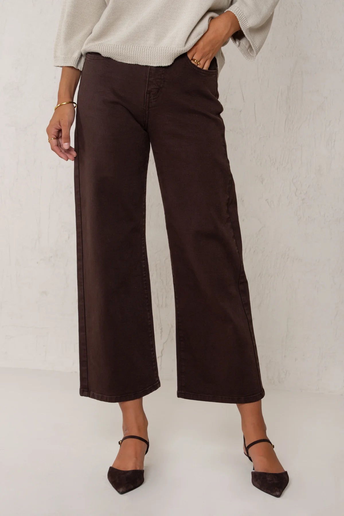 PREORDER Cropped Stretch Pants – Dark Brown