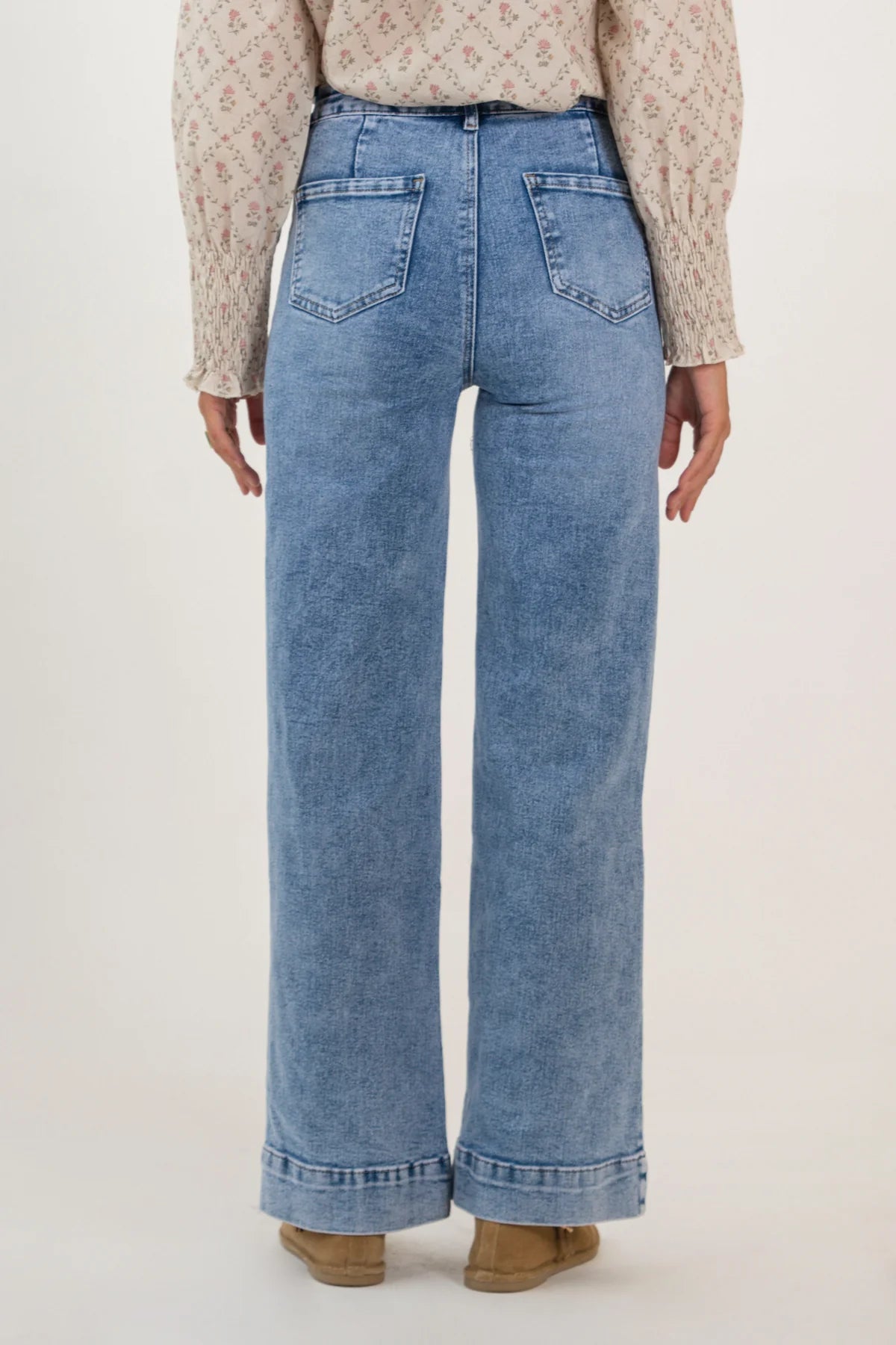 Claudia Jeans Medium