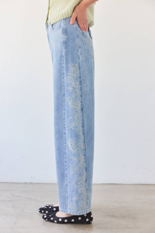 Light Wash Paisley Embroidered Barrel Jeans